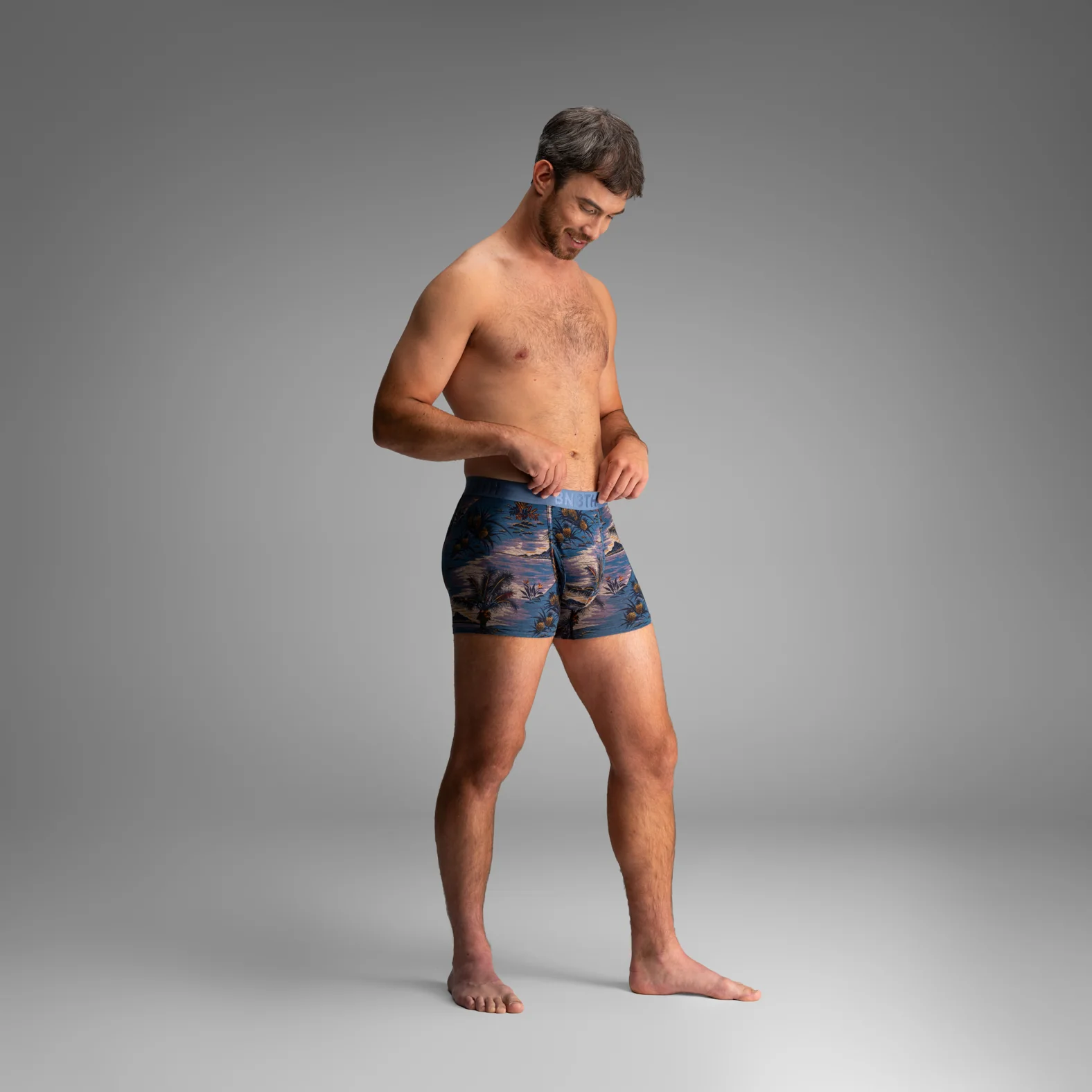 Classic Icon Trunk With Fly : Vintage Tropics - Heather Fog - Image 4