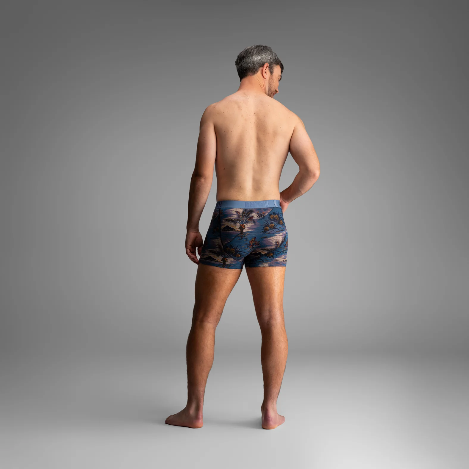 Classic Icon Trunk With Fly : Vintage Tropics - Heather Fog - Image 5